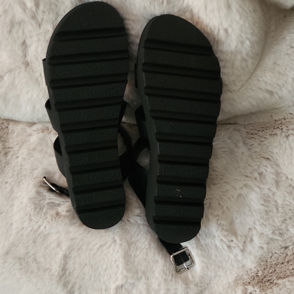 NWB BP Strappy Black Women's Sandals-Size 8 - Picture 3 of 3